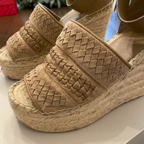 Marc Fisher Alina Espadrille Wedge, Tan, 5 - Picture 4 of 11